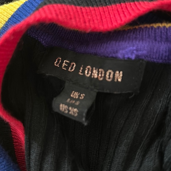 QED London Mock Turtleneck Long Sleeve Black Sweater Top **Size S** 🌺🌺 - Picture 4 of 4